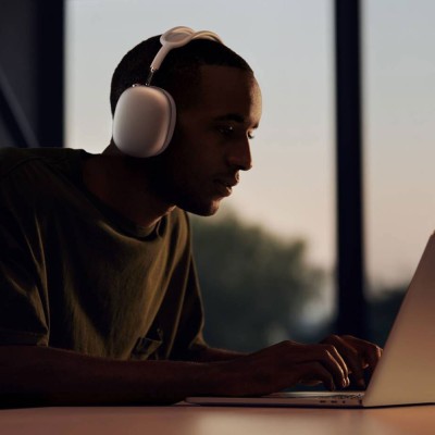 Apple AirPods Max 2024